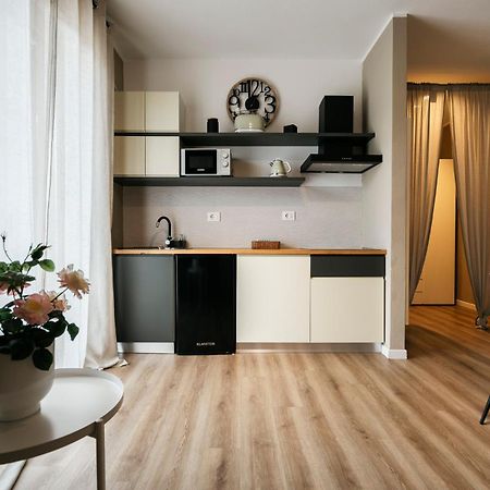 Mistral Apartments Пунтоне-ди-Скарлино Экстерьер фото
