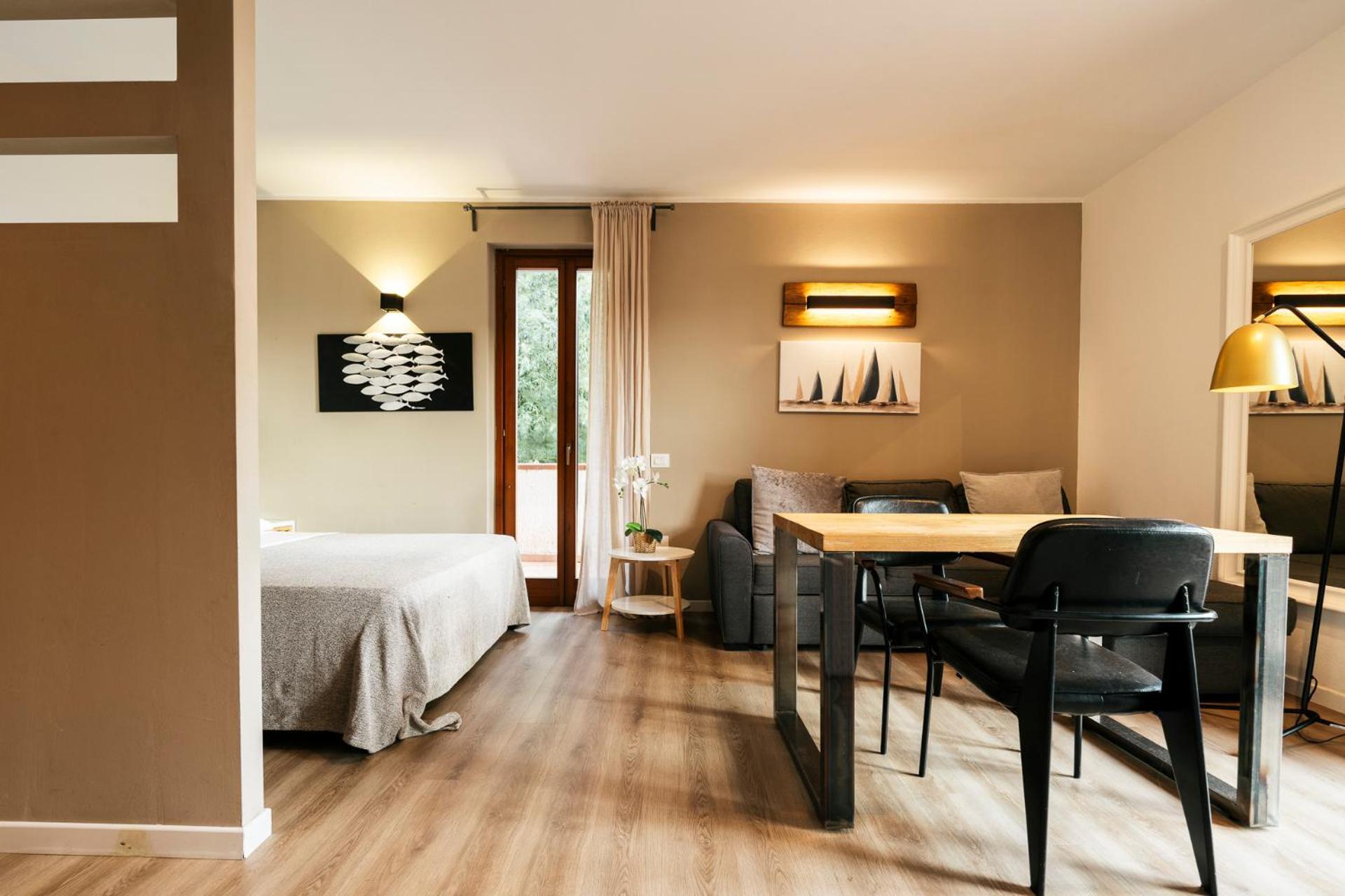 Mistral Apartments Пунтоне-ди-Скарлино Экстерьер фото