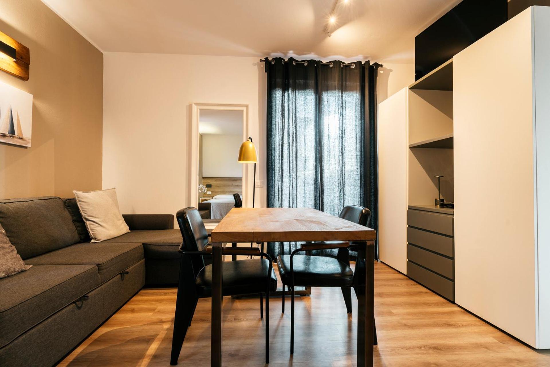 Mistral Apartments Пунтоне-ди-Скарлино Экстерьер фото